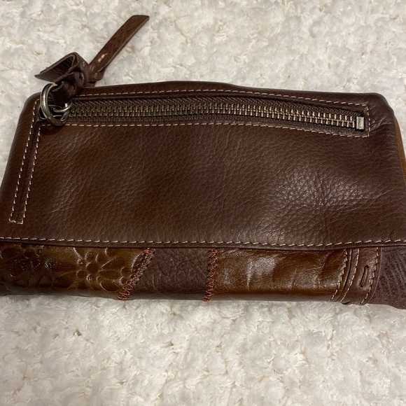 Womens What Vintage Are You Fossil genuine leather wallet - Picture 2 of 8